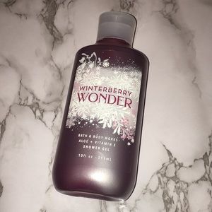 Bath and Body Works Winterberry Wonder Shower Gel